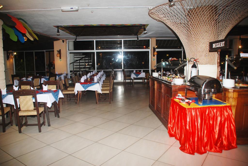 Bamburi Beach Hotel Bagian luar foto