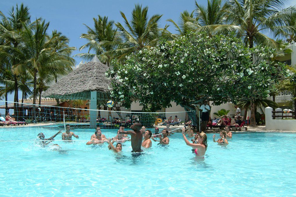 Bamburi Beach Hotel Bagian luar foto